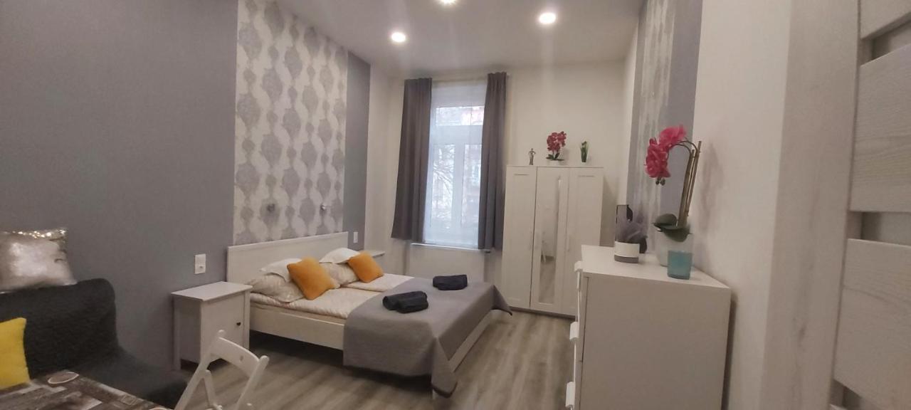 Pompar Belvarosi Apartman 塞格德 外观 照片