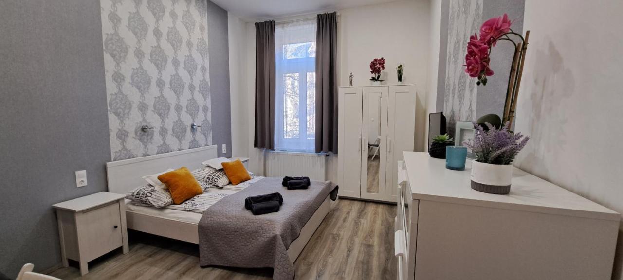 Pompar Belvarosi Apartman 塞格德 外观 照片